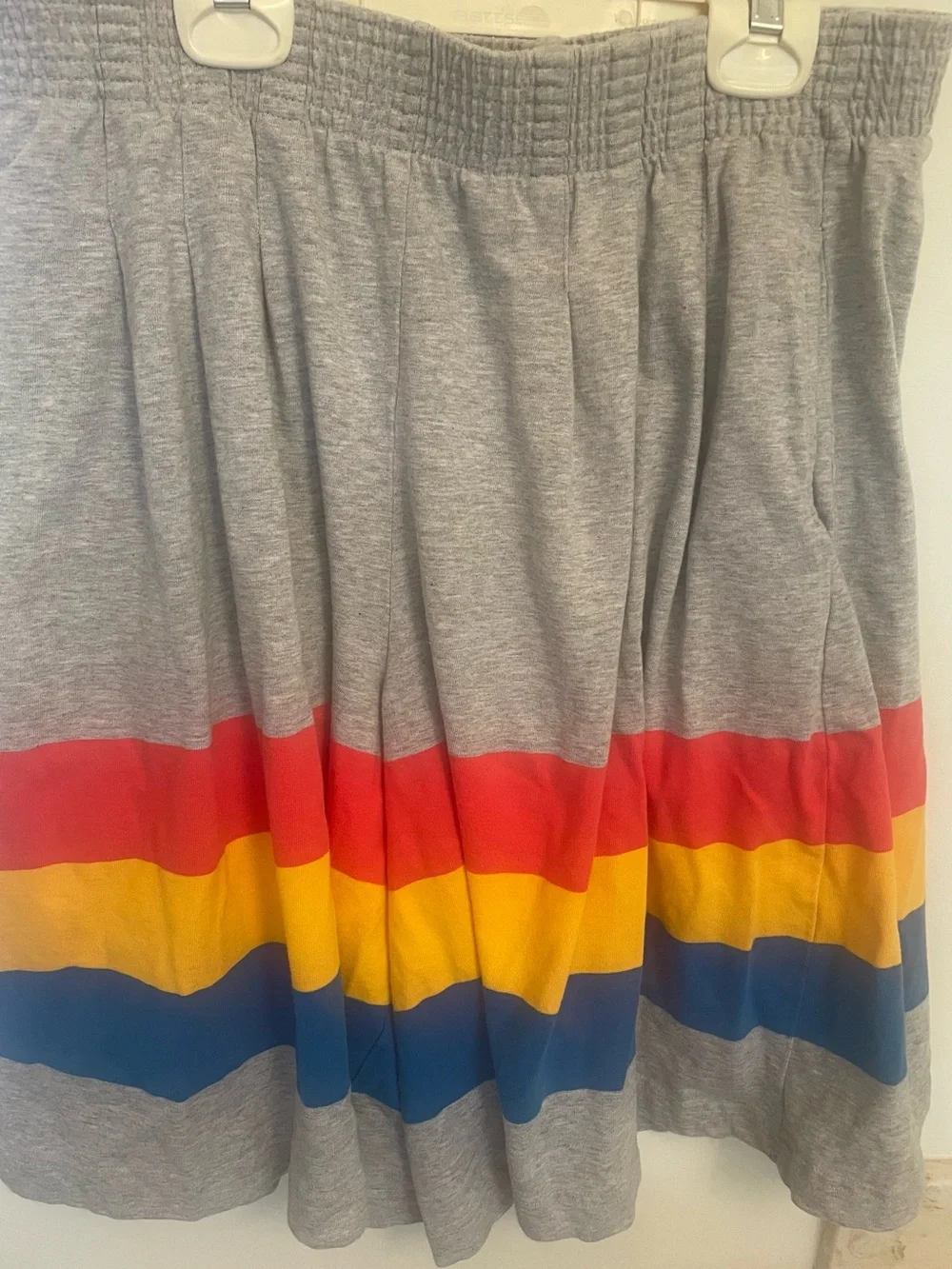 Cathy Daniels Long Shorts Grey with Stripes Red Yellow Blue Size L Vintage 90’s